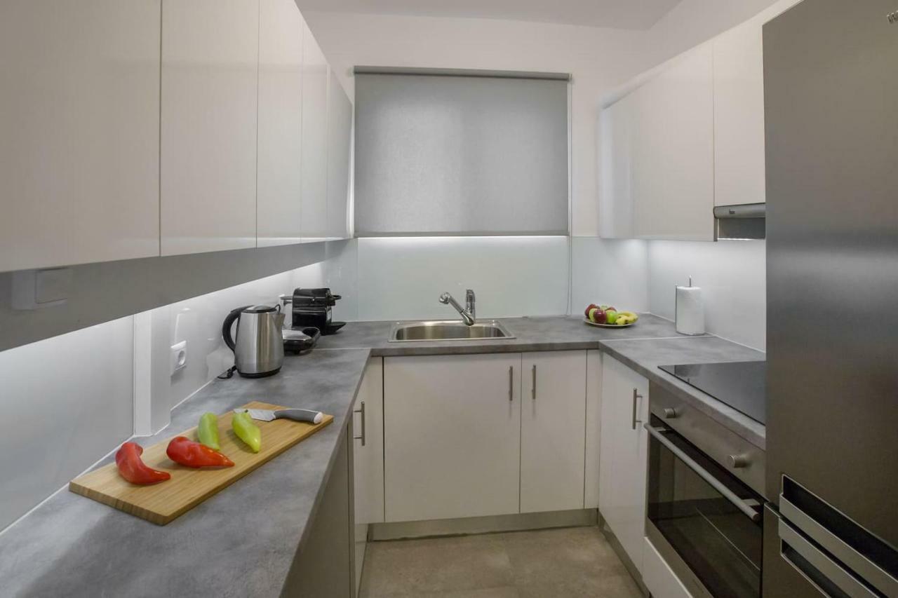 Charming Apartment Few Steps From Acropolis By Ghh Athens Ngoại thất bức ảnh