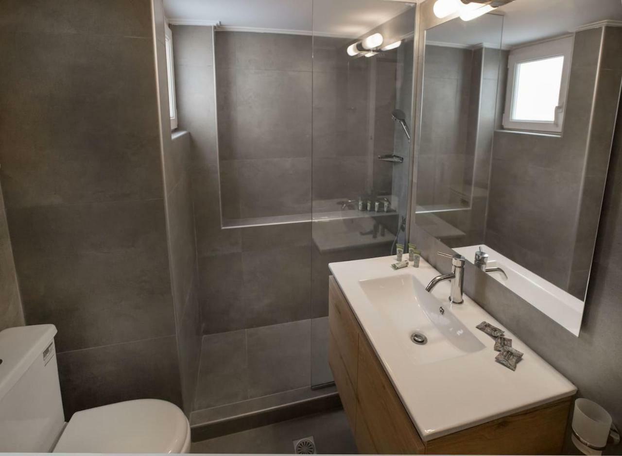 Charming Apartment Few Steps From Acropolis By Ghh Athens Ngoại thất bức ảnh